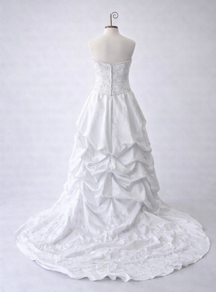 Strapless Lace Corset Ball Gown Wedding Dress with Ruffled Skirt & Chapel Train
